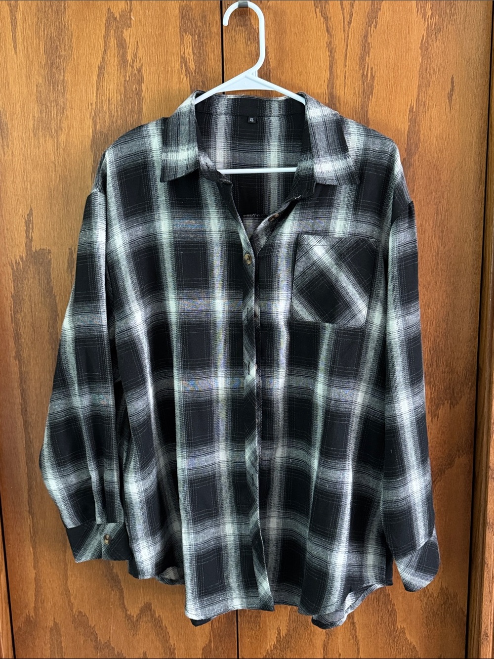 Black & White Plaid Button-Up Shirt Women XL